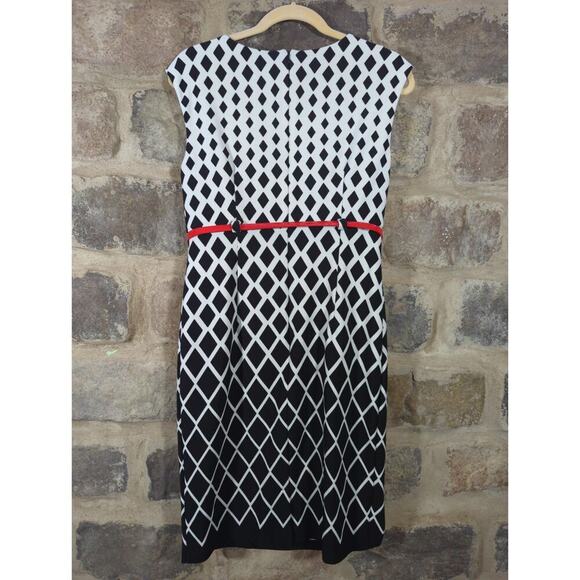 R&K Dress Size 10 Black White Diamond Print Red Belted Sheath Knee Length - Picture 7 of 15